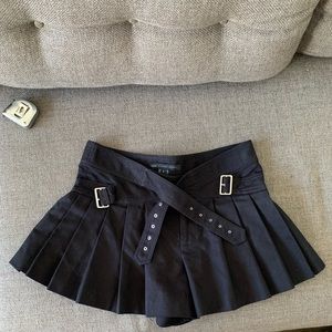 Marc by Marc Jacobs shorts - size 6  -100% Cotton.